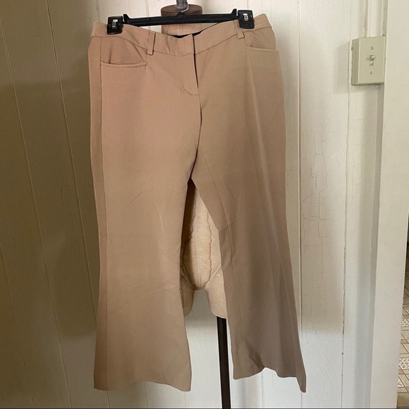 EXPRESS sz 0S Short Khaki Stretch Work Pants - Picture 1 of 7